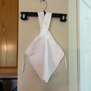 Aritzia barton halter top